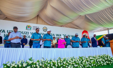 WAZIRI WA ULINZI DKT. RHIMO NYANSAHO ASHIRIKI UZINDUZI WA UWANJA WA GOFU WA SERENGETI